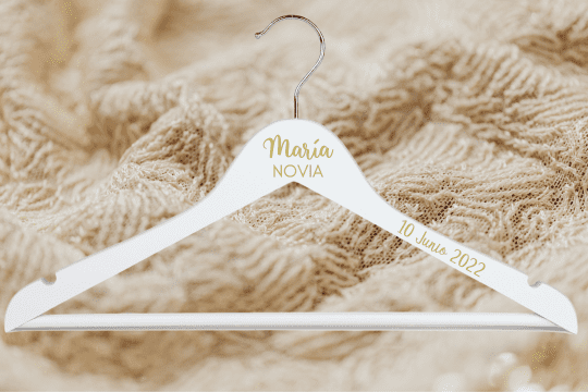 Percha personalizada simple 11