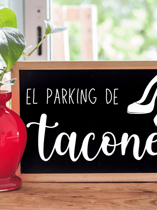 rincón pizarra parking tacones